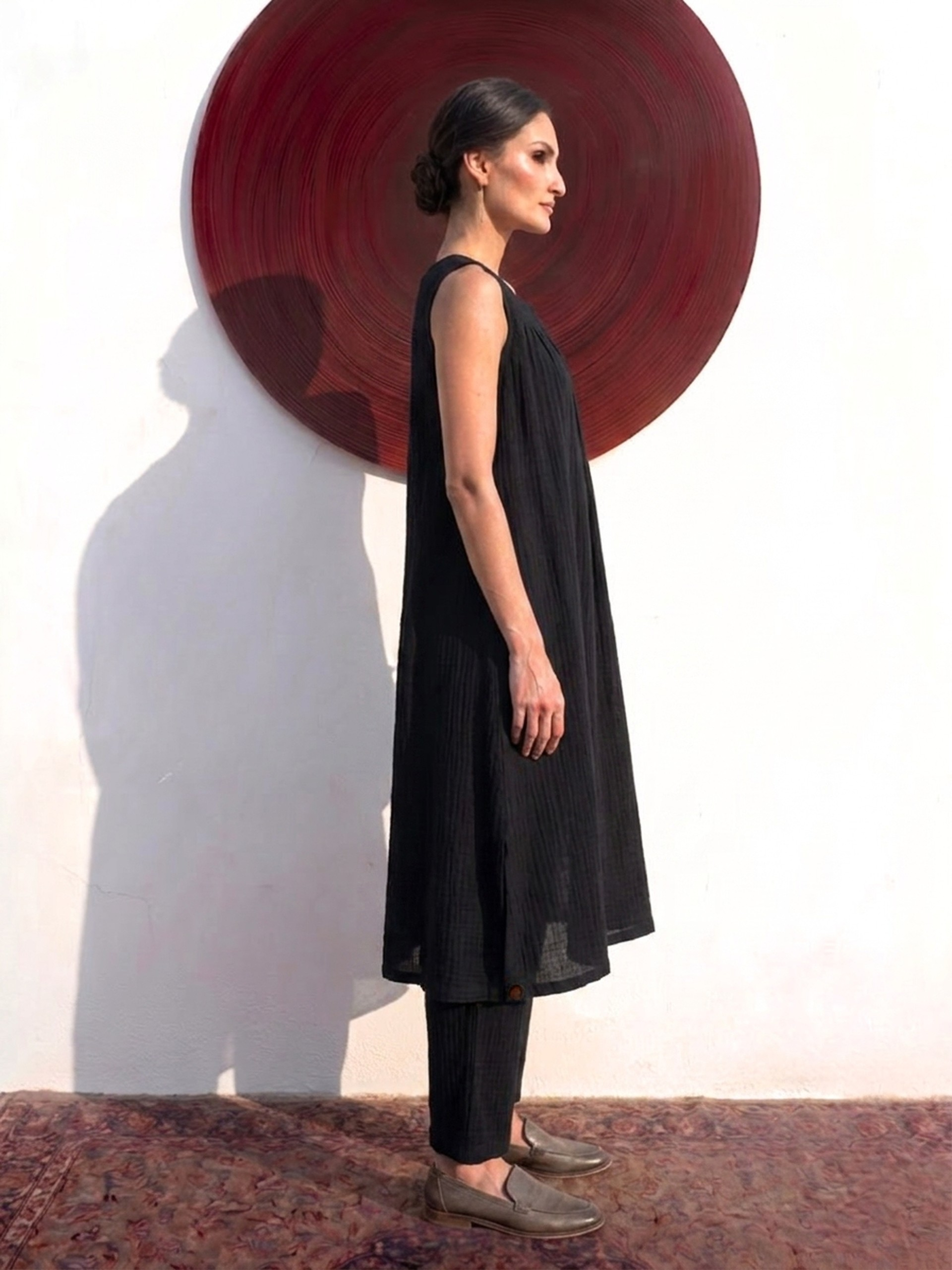 Swtantra Black Easy Addictive Travel Airflow Sleeveless Kurta and Pant Set