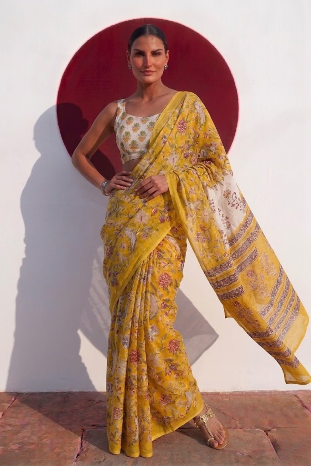 Yellow Pure Silk Chiffon Printed Saree with Blouse Fabric