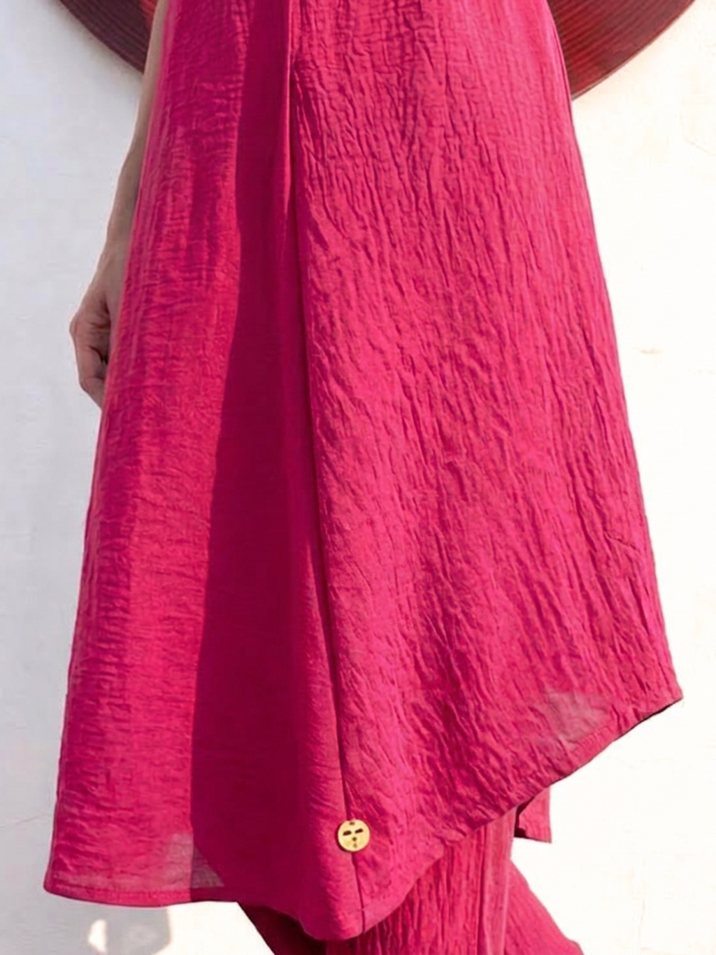 Swtantra Fuschia Easy Addictive Travel Airflow Sleeveless Kurta and Pant Set