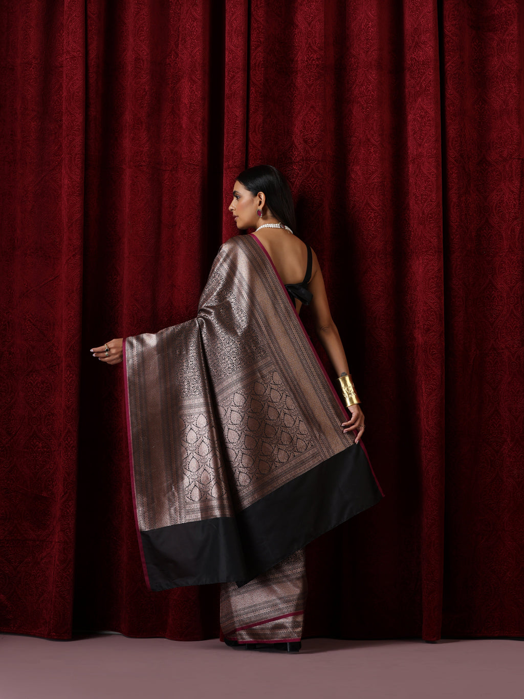 Banarasi Black Purple Jaal Silk Saree with Blouse Fabric